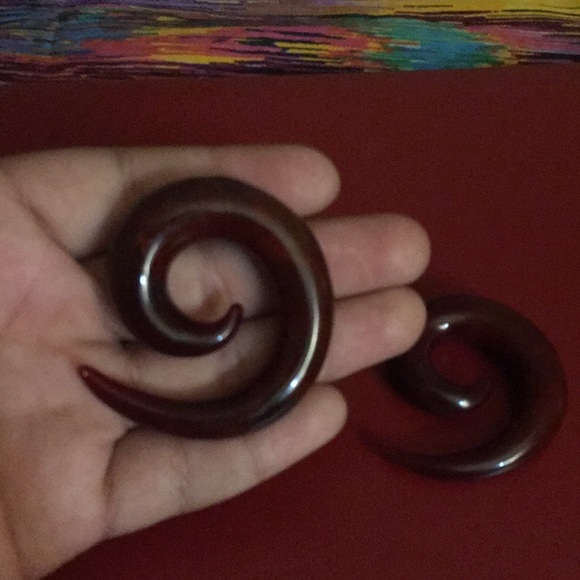 1/2 glass ear weights. - Picture 2 of 2